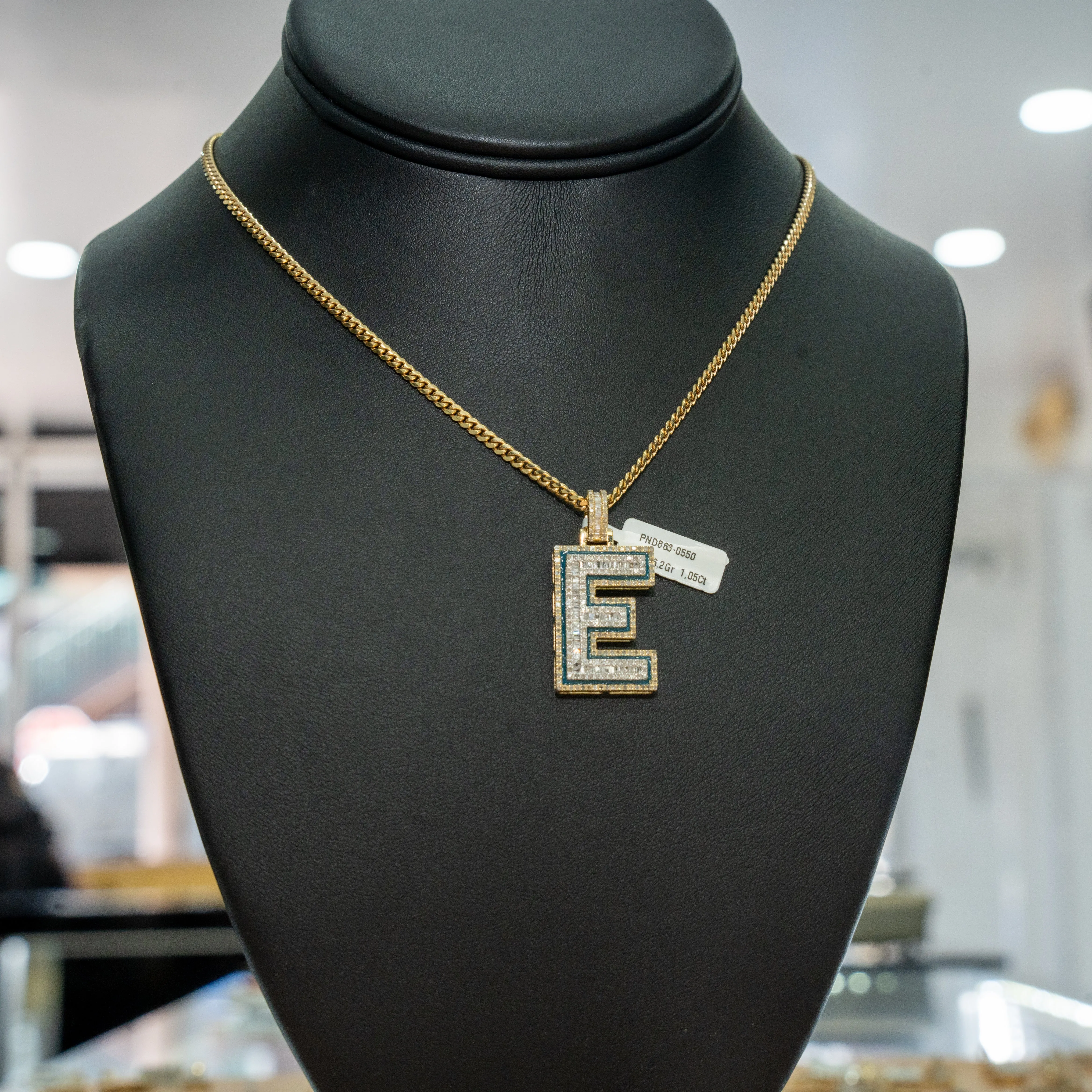 10K Yellow Gold Letter E Pendant With Diamond 1.05Ct / 6.2gr