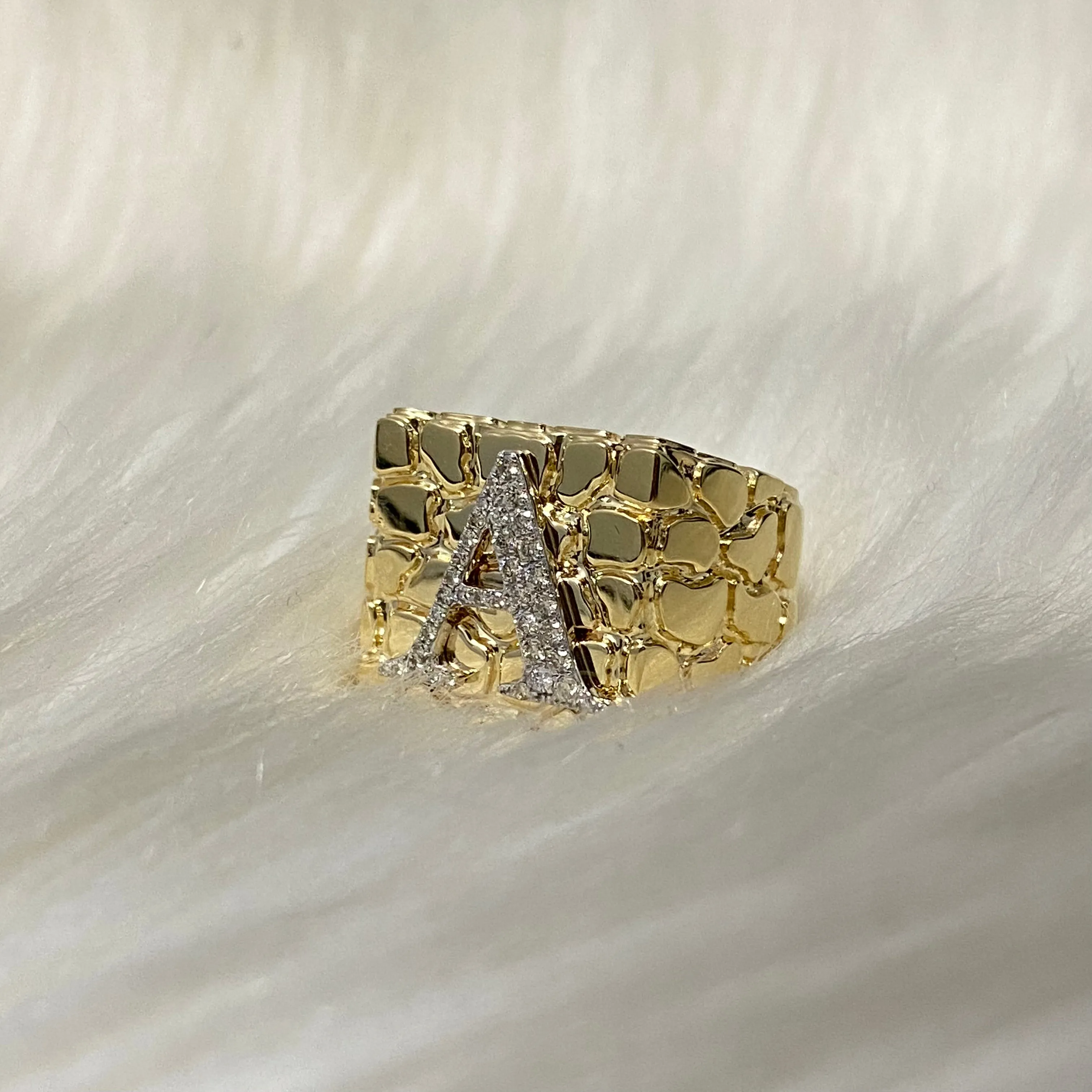 10K Yellow Gold Nugget Letter A Ring 0.34Ct Dia / 12.5gr / Size 11
