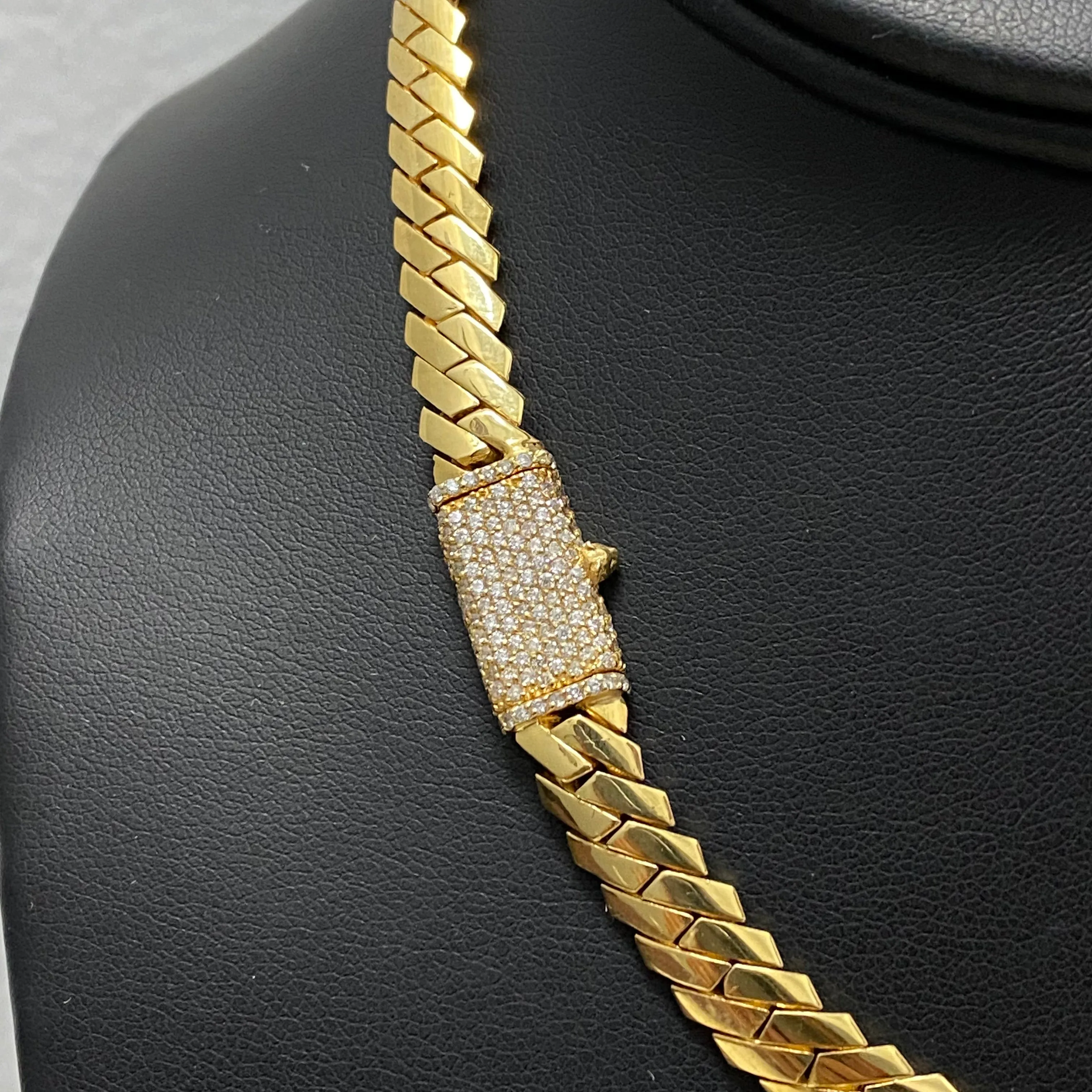 10K Yellow Gold Prong Links Diamond Sleek Lock / 41.6gr / 7.4mm / 14in