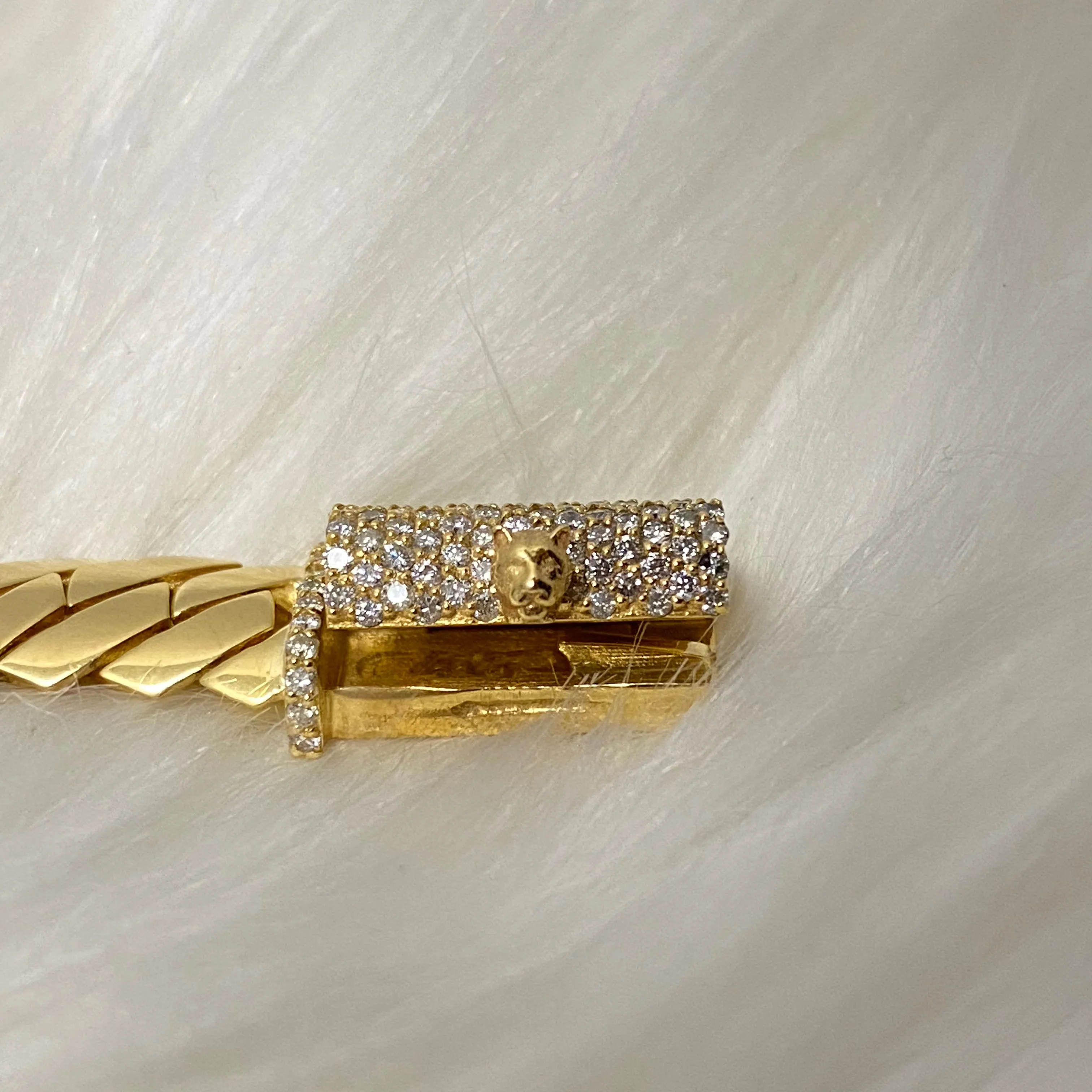 10K Yellow Gold Prong Links Diamond Sleek Lock / 41.6gr / 7.4mm / 14in