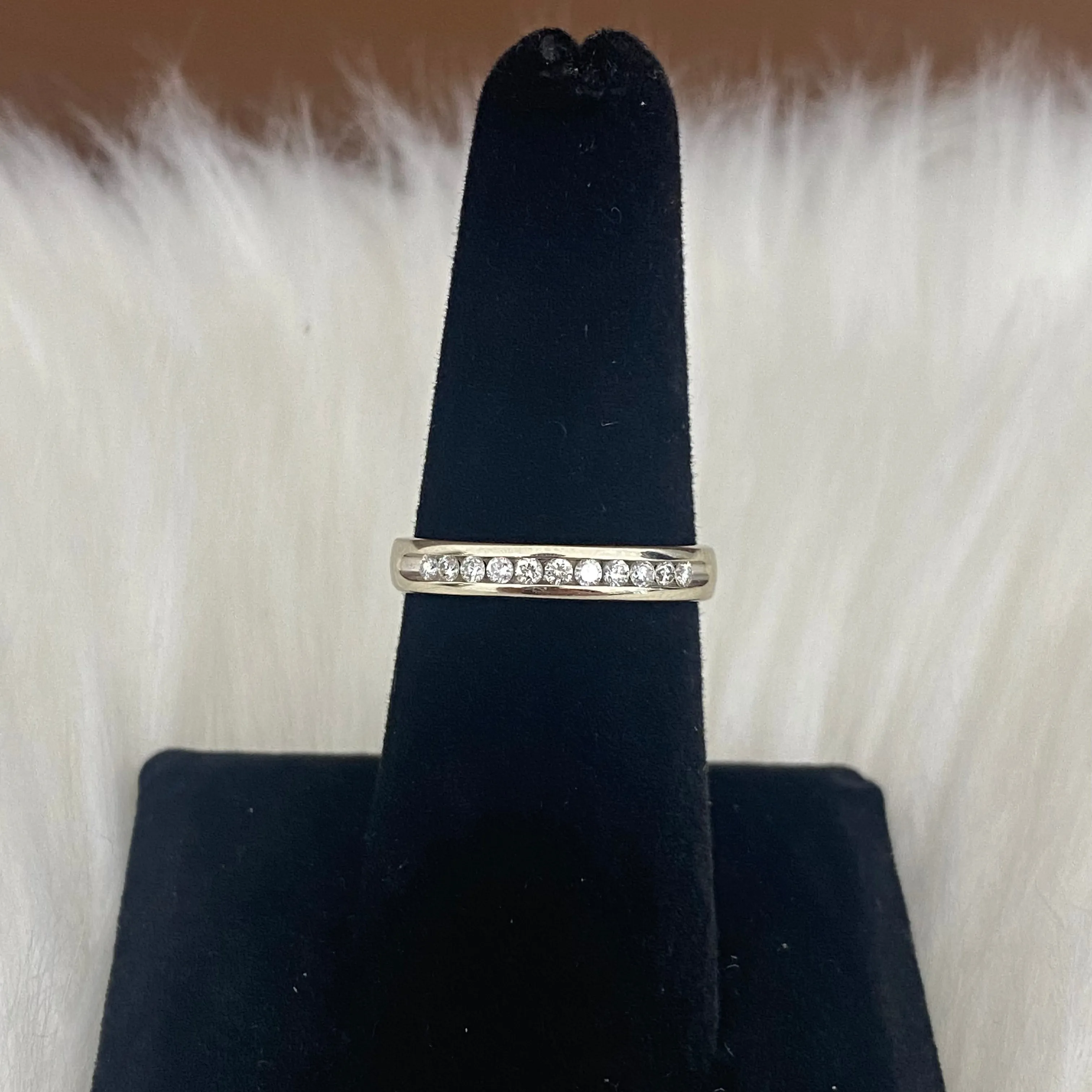 14K White Gold Diamond Luxury Engagement Ring 0.40Ct / 3.2gr / Size 6.5