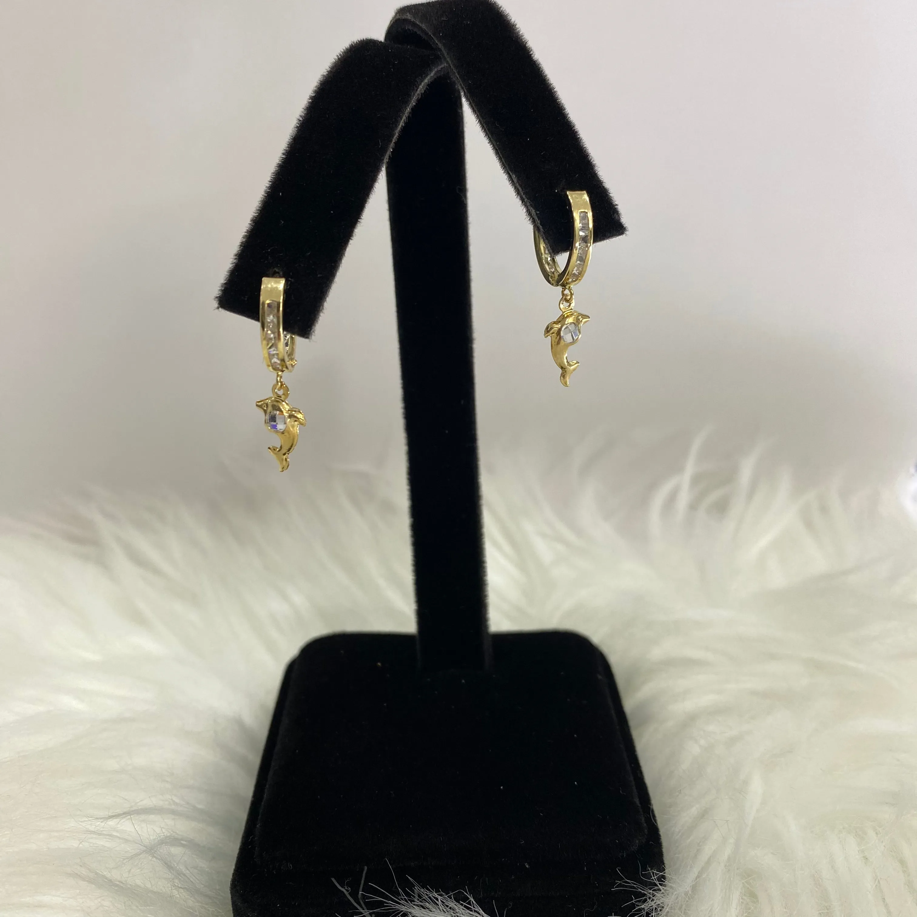 14K Yellow Gold Diamond Dolphin Hoop Earrings 0.54Ct / 1.8gr