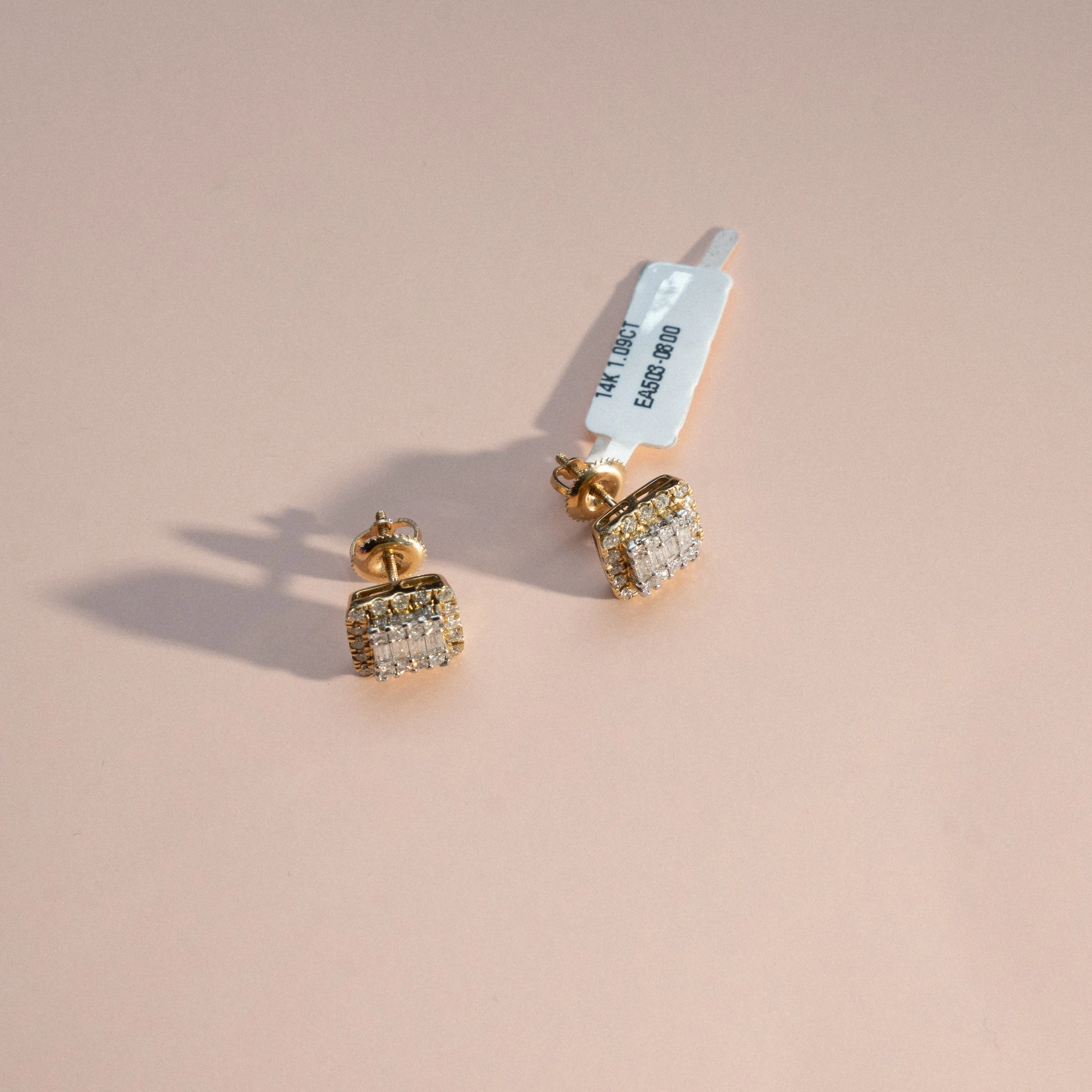 14K Yellow Gold Two Square Diamond Stud Earrings 1.09Ct / 2.8gr