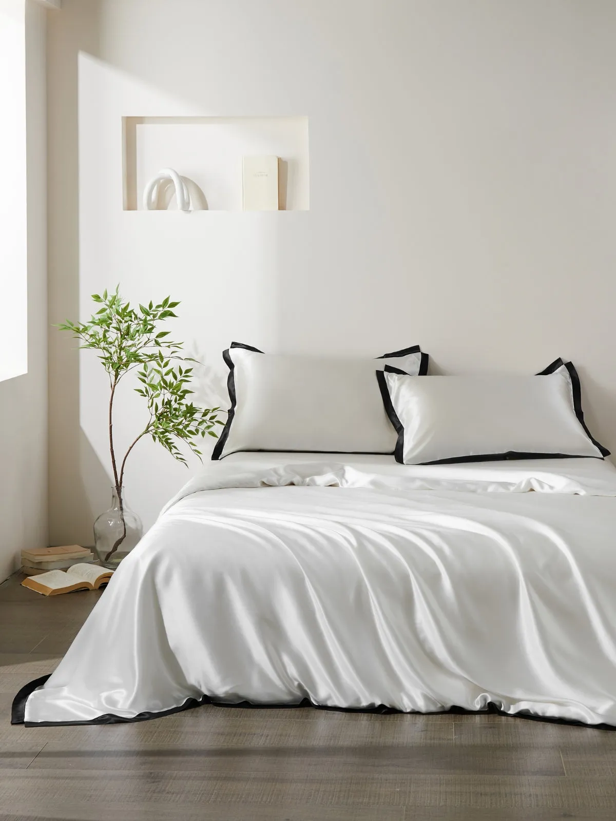 22 Momme Luxurious Silk Duvet Cover Set
