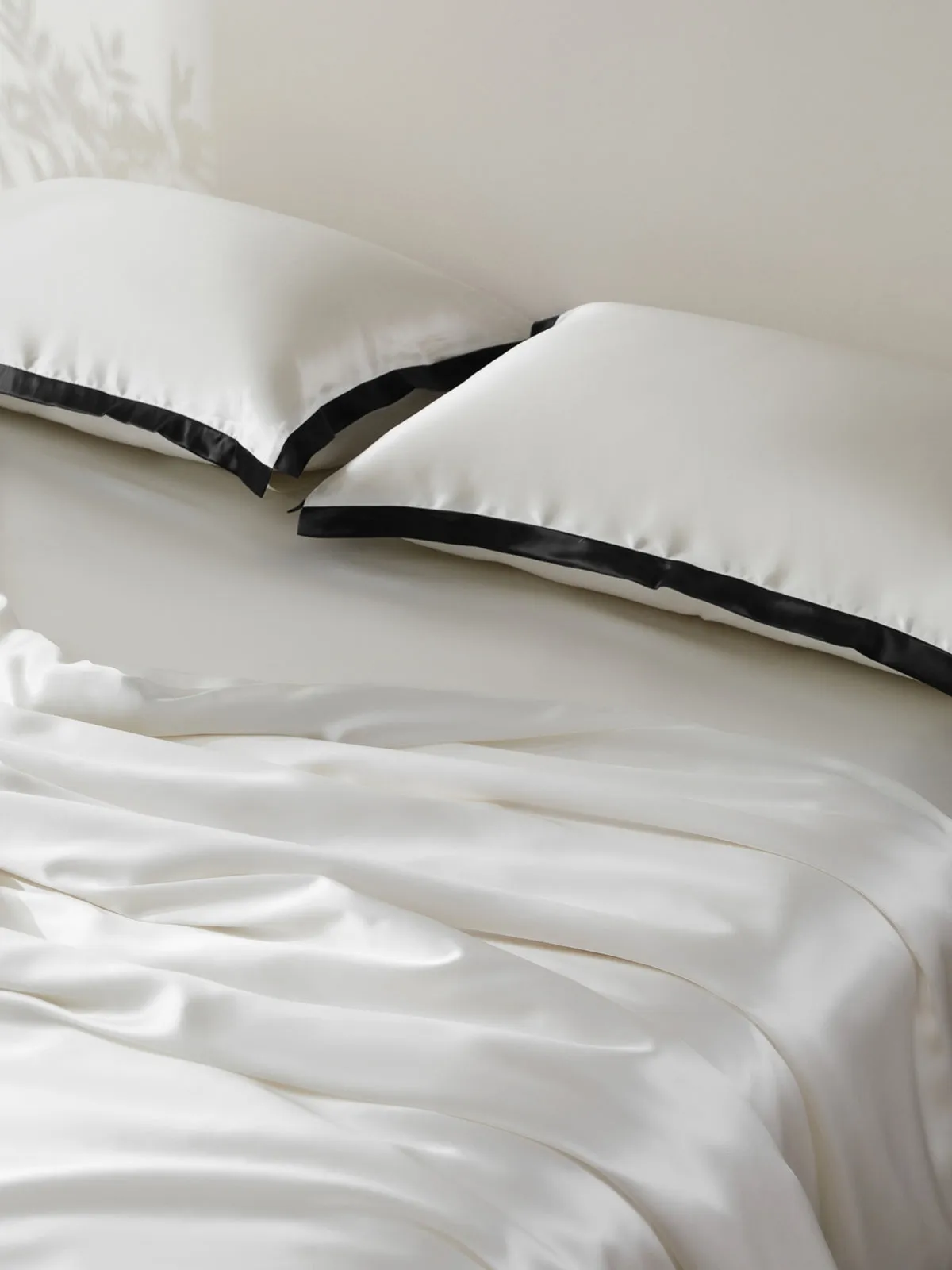 22 Momme Luxurious Silk Duvet Cover Set