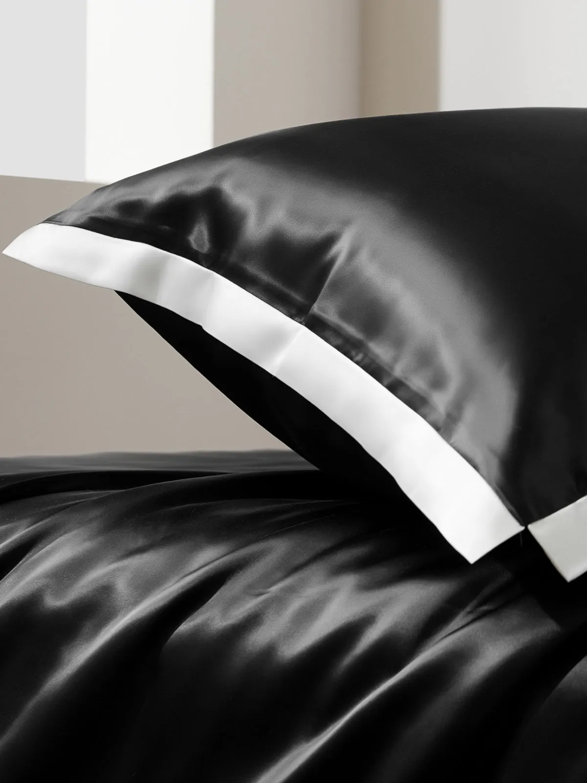 22 Momme Luxurious Silk Duvet Cover Set