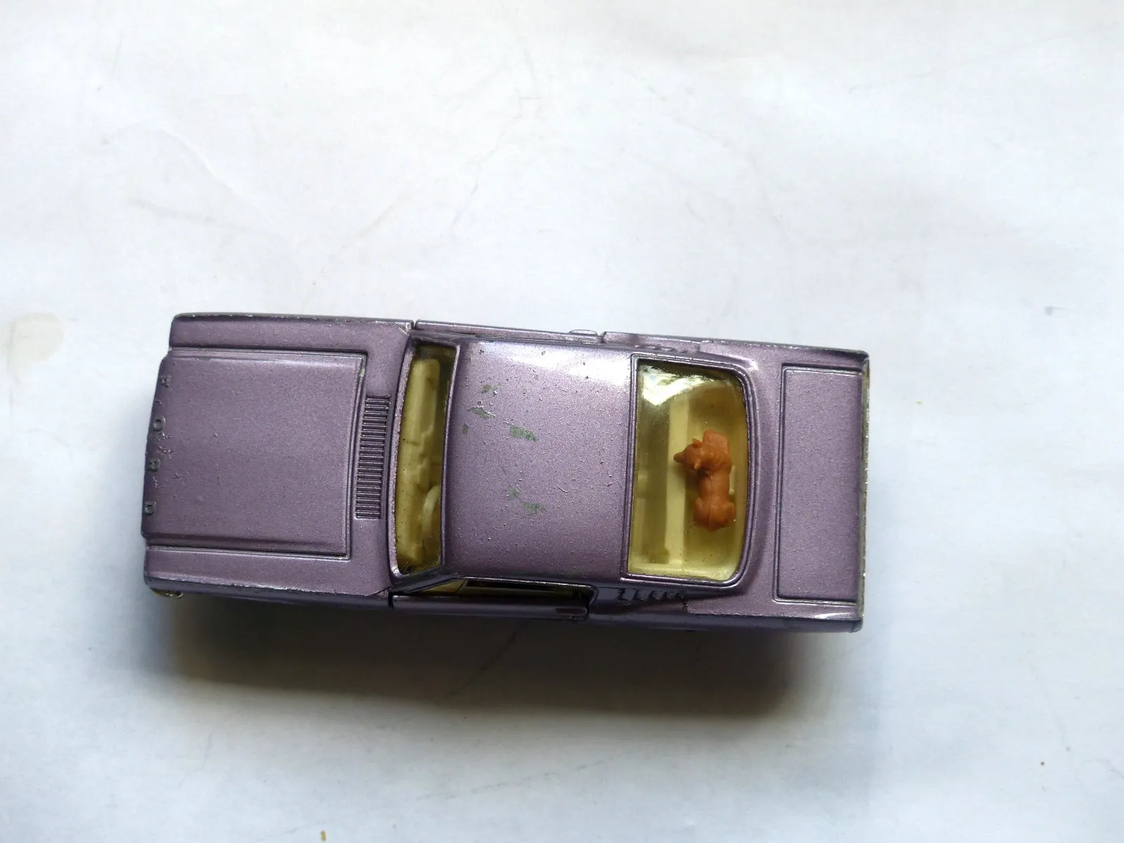 320 Ford Mustang 2 2 Fastback in lilac metallic (1)
