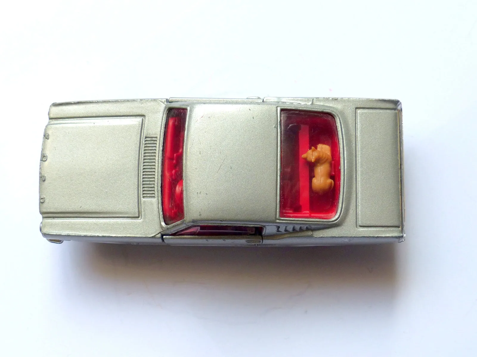 320 Ford Mustang 2 2 Fastback in silver