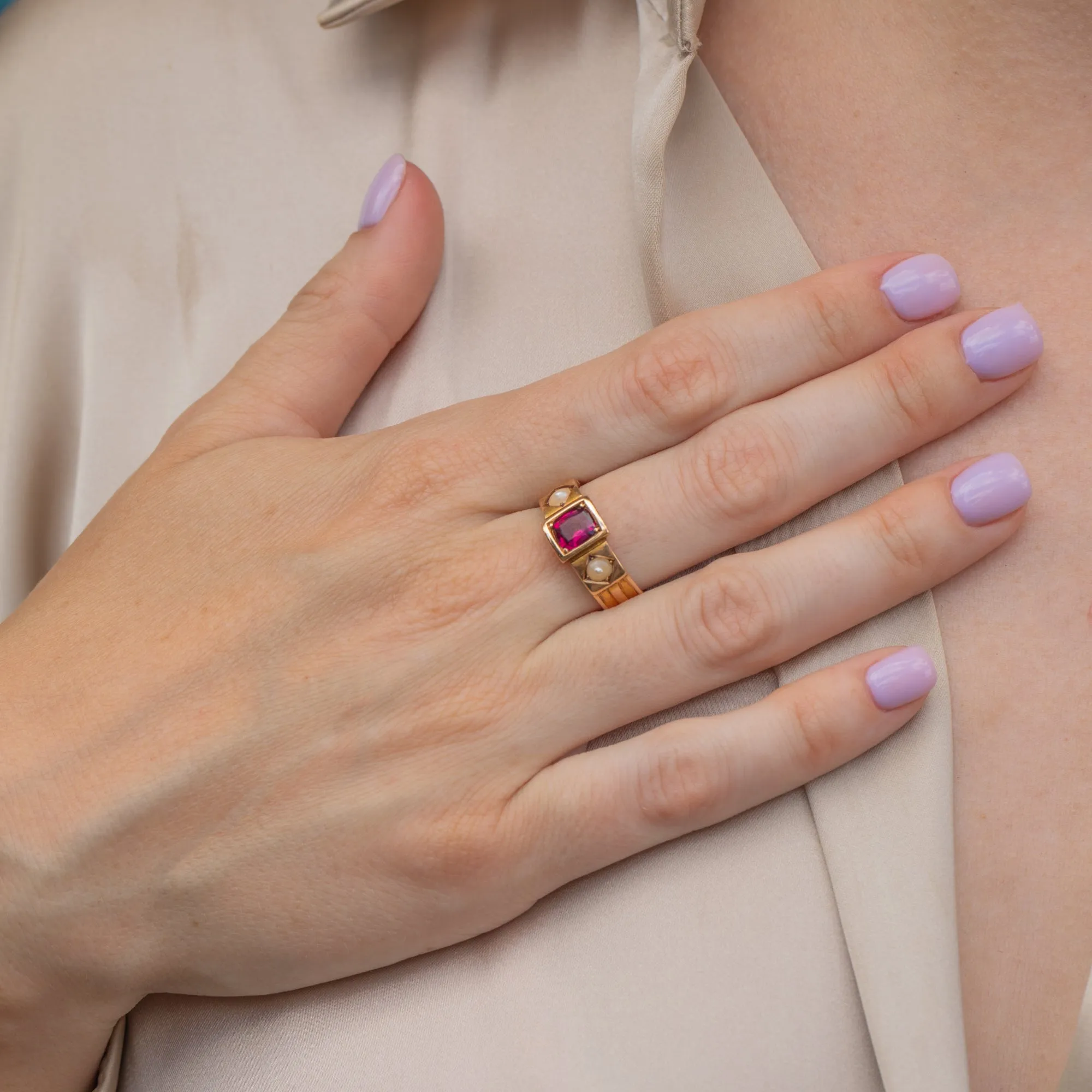 Antique 15ct Gold Garnet Pearl Ring c.1886