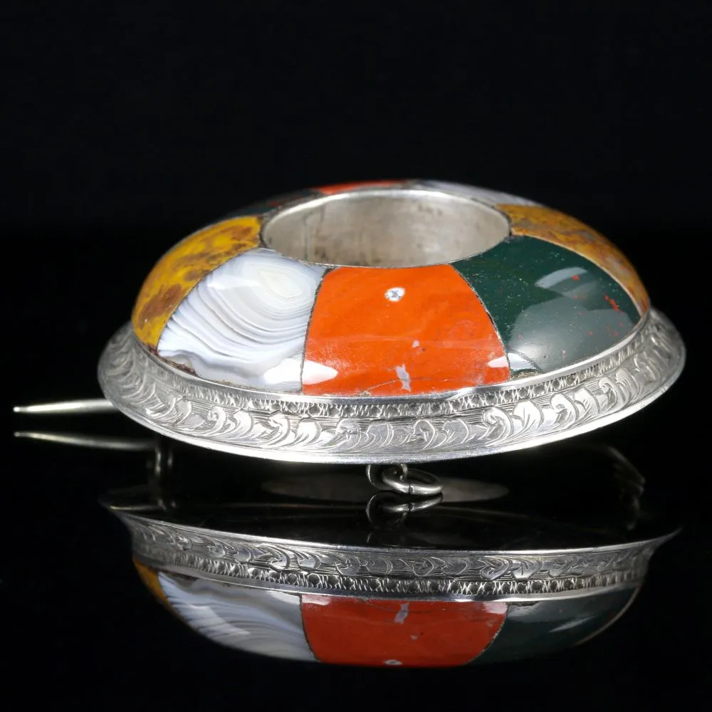 Antique Victorian Scottish Agate Brooch Circa 1860