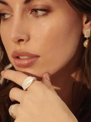 Aphrodite Ring