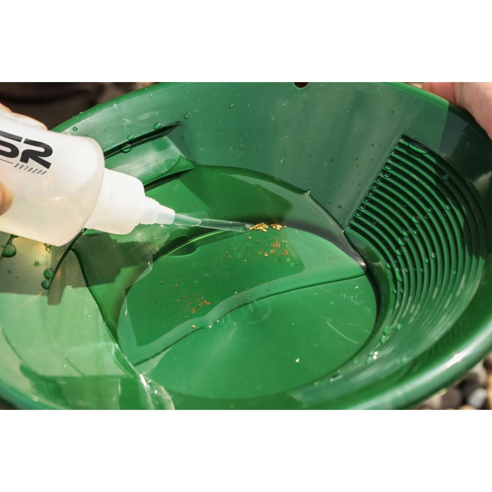 ASR Outdoor X Pan for Gold with Bobby Bo 3oz Beginner Paydirt Gold Panning Kit, 6pc
