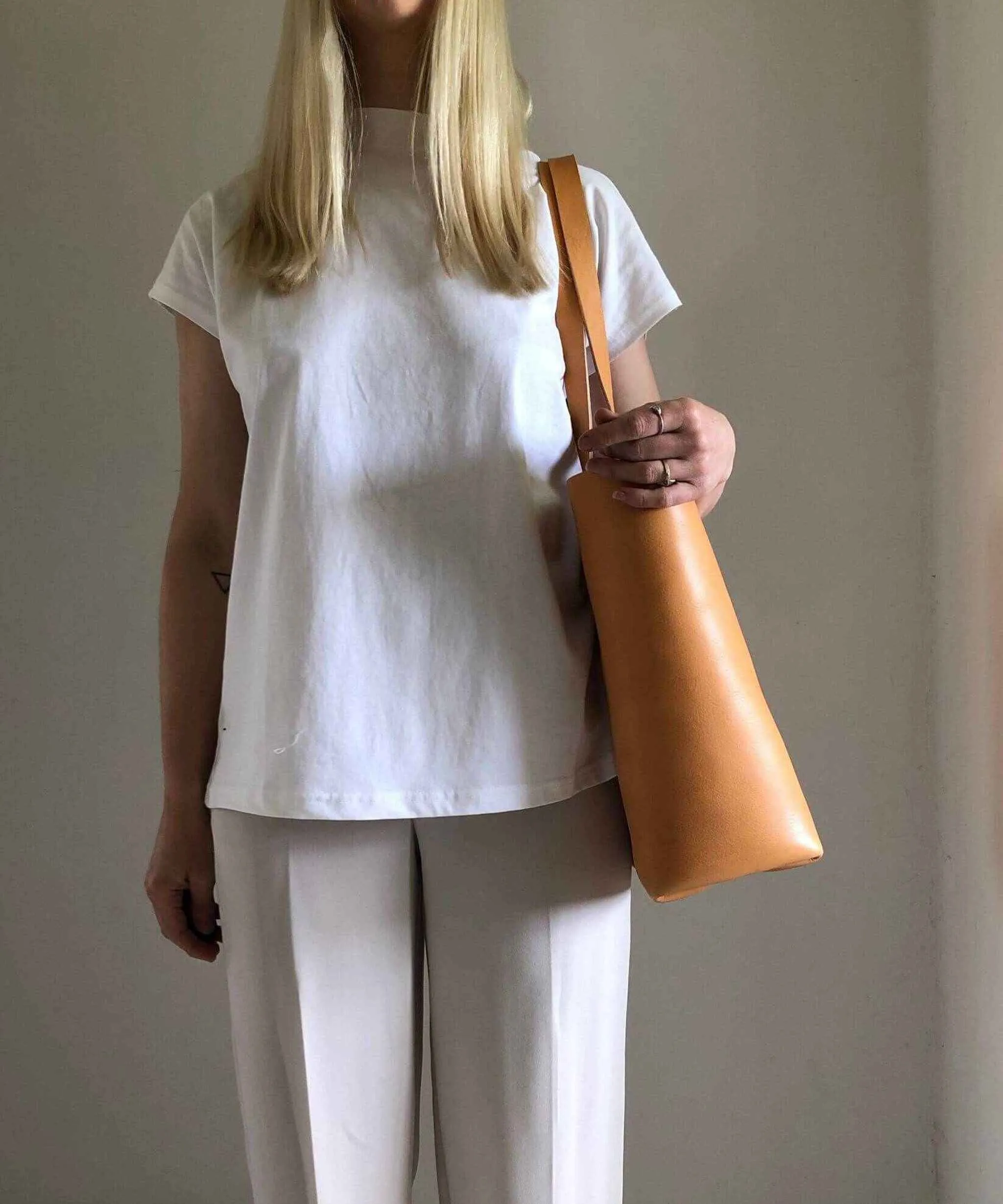 Basket Maxi Leather Tote Bag in Natural