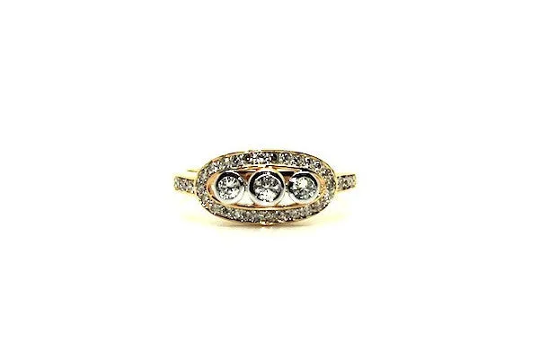 Bezel Set Diamond Cluster Ring Ad No.0846