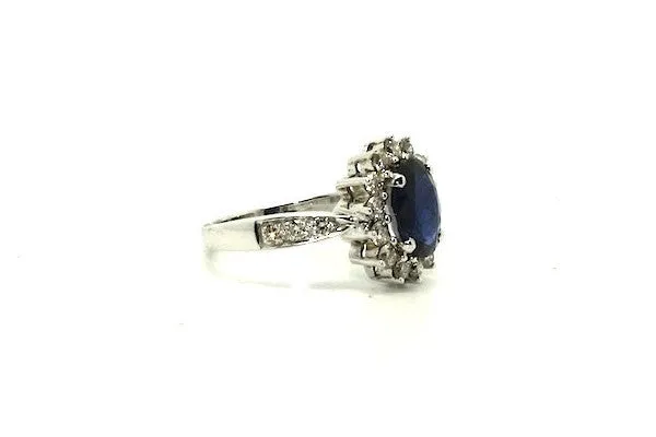 Blue Sapphire And Diamond Halo Ring Ad No.0477