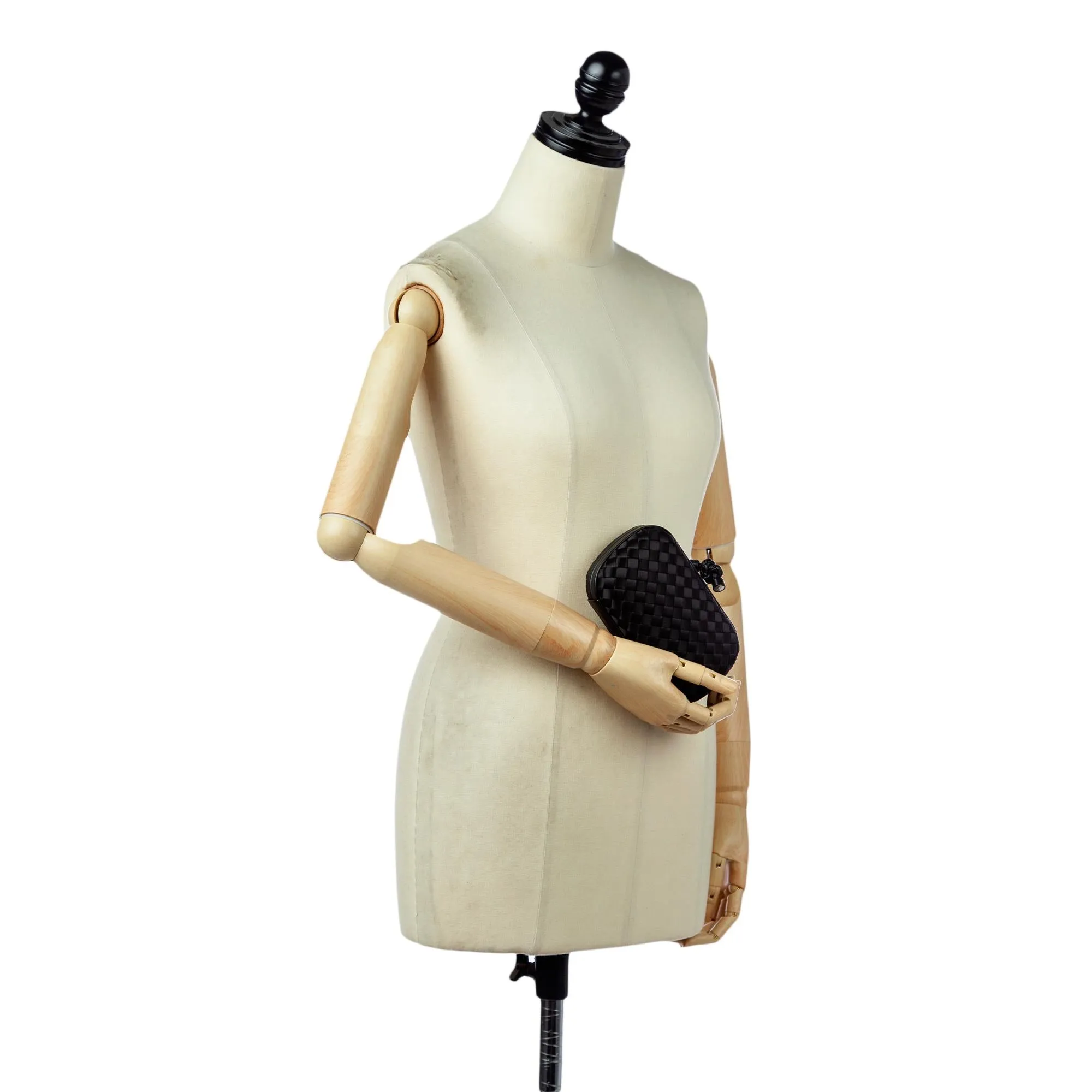Bottega Veneta Intrecciato Knot Silk Clutch Bag (SHG-29344)