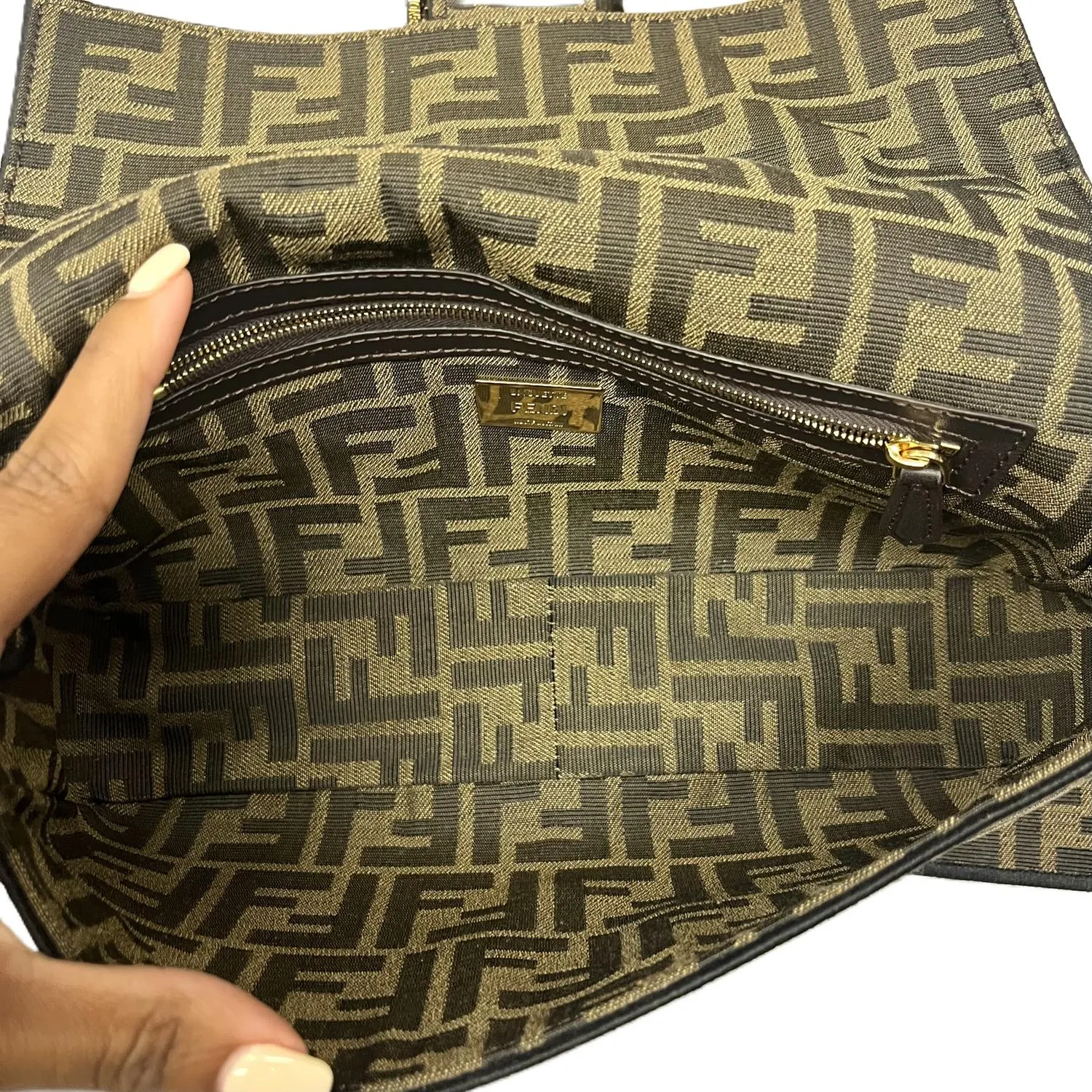 Canvas Baguette Bag In Brown