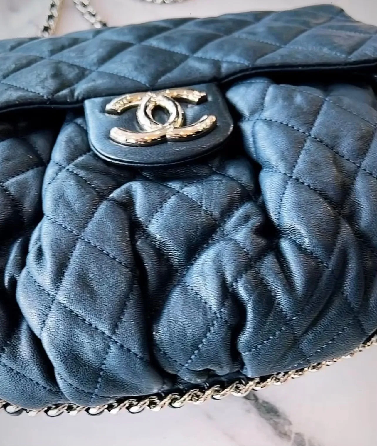 CHANEL CHAIN AROUND QUILTED LAMBSKIN MEDIUM FLAP BAG