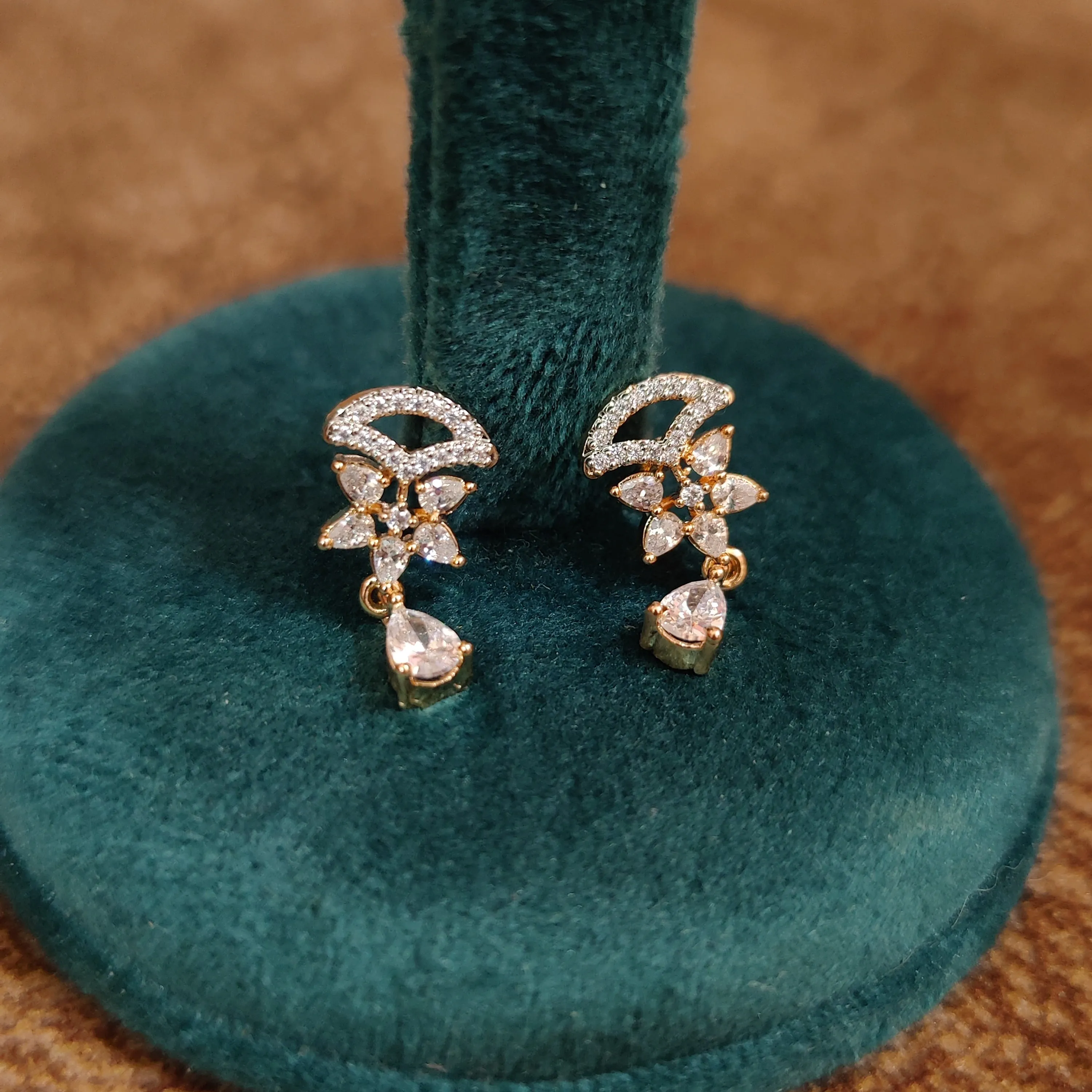 DIAMOND PATTERN CZ STUDDED GORGEOUS MANGALSUTRA