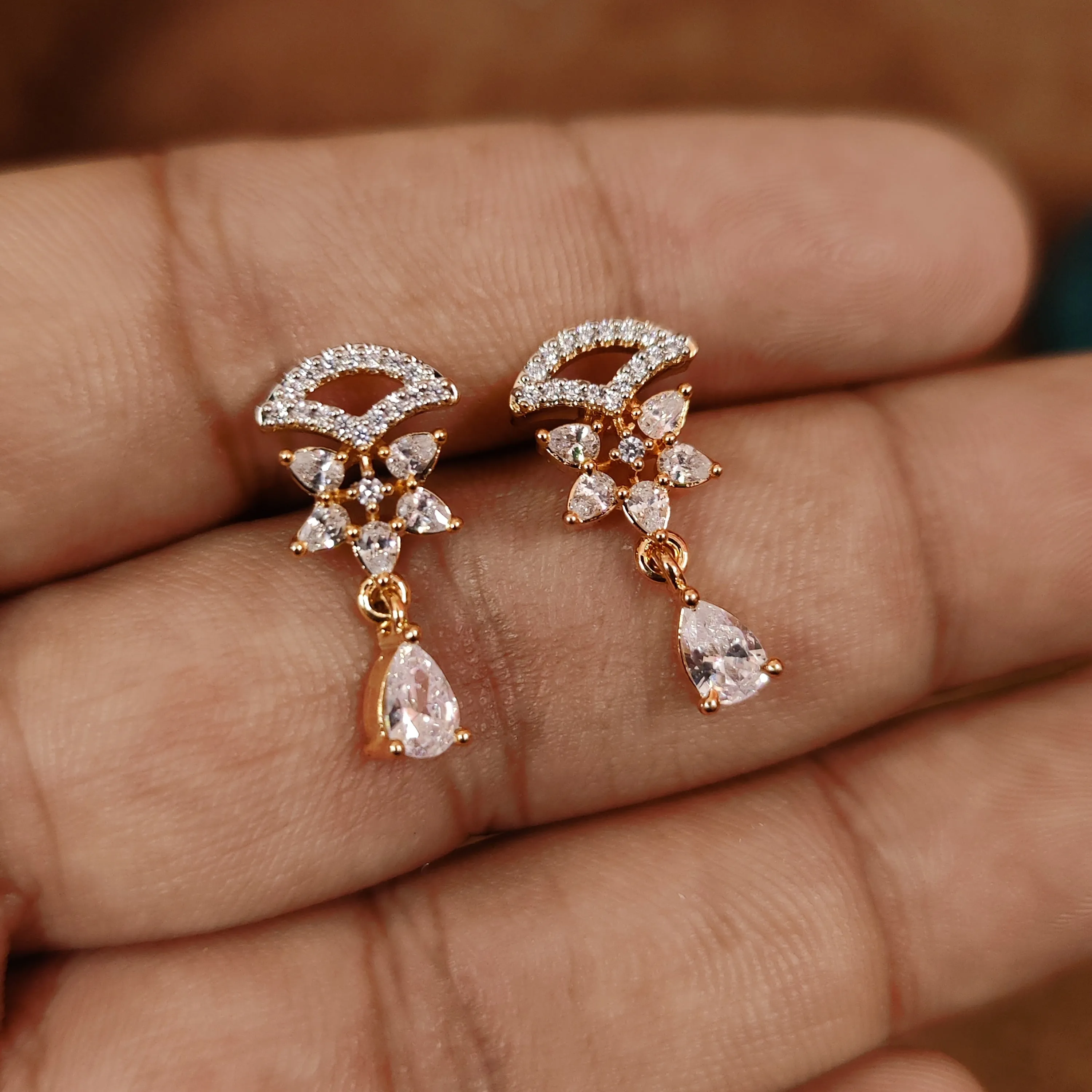 DIAMOND PATTERN CZ STUDDED GORGEOUS MANGALSUTRA