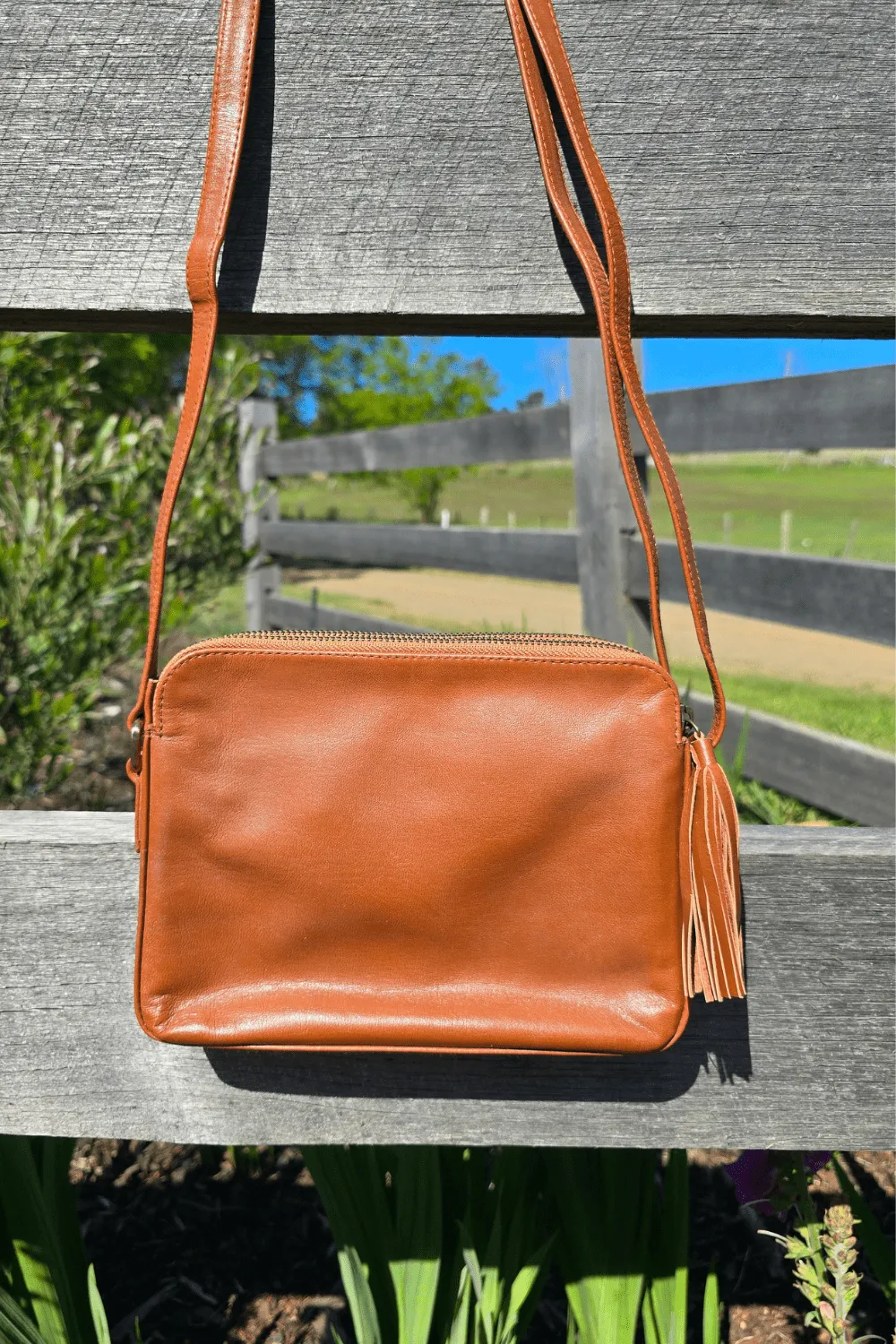 Enchanted Shoulder Bag - Tan