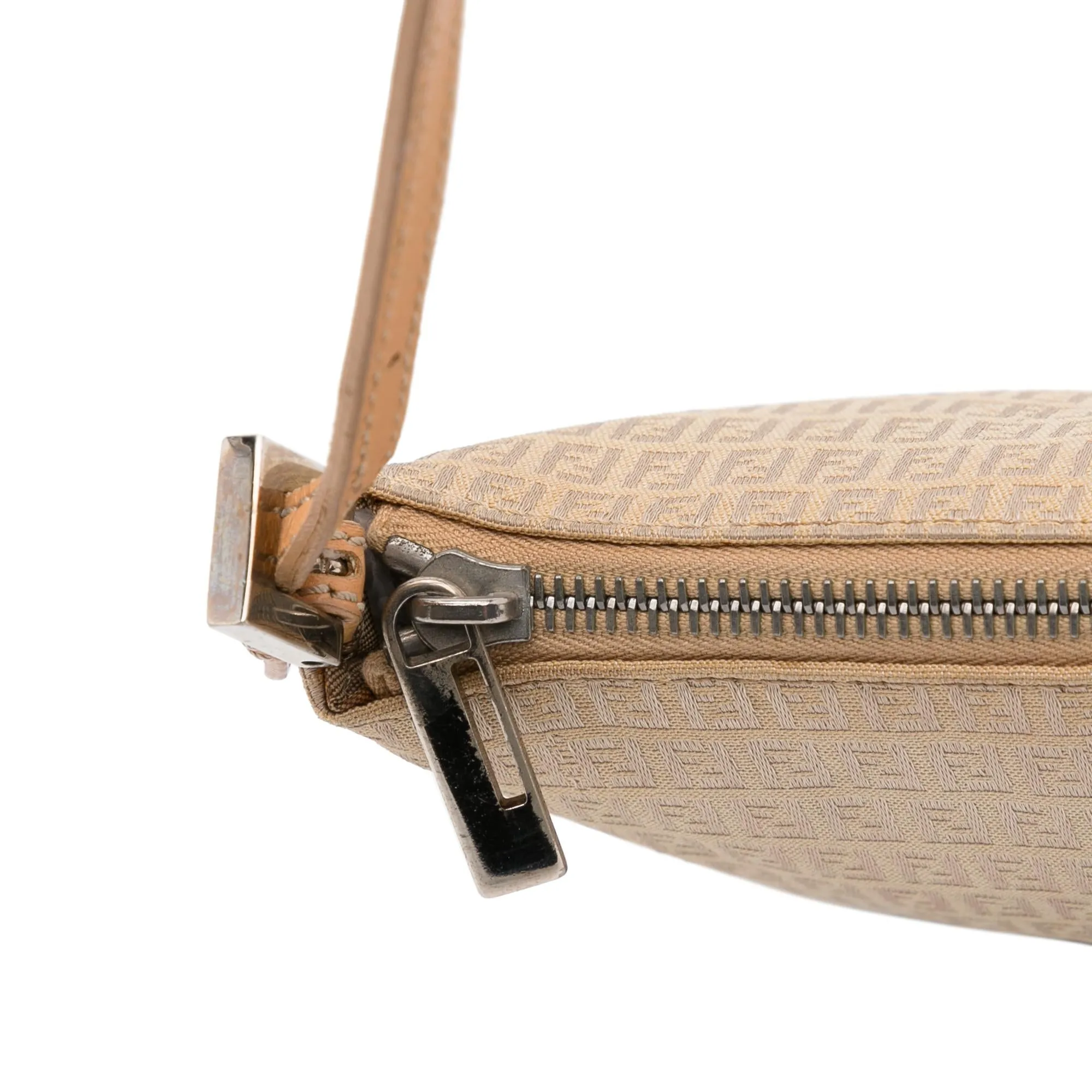 Fendi Microzucchino Baguette (SHG-2G5ZbL)