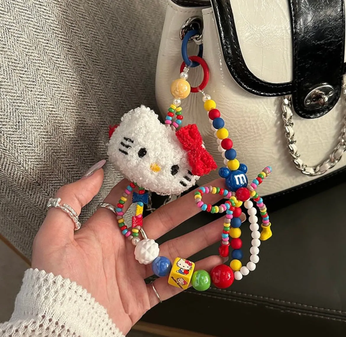 HELLO KITTY MOBILE / BAG CHAIN *LAST 2*
