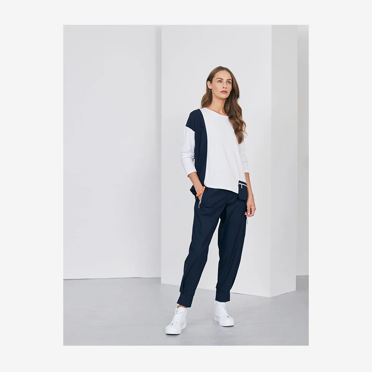 JERSEY TOP WITH POCKET DETAIL