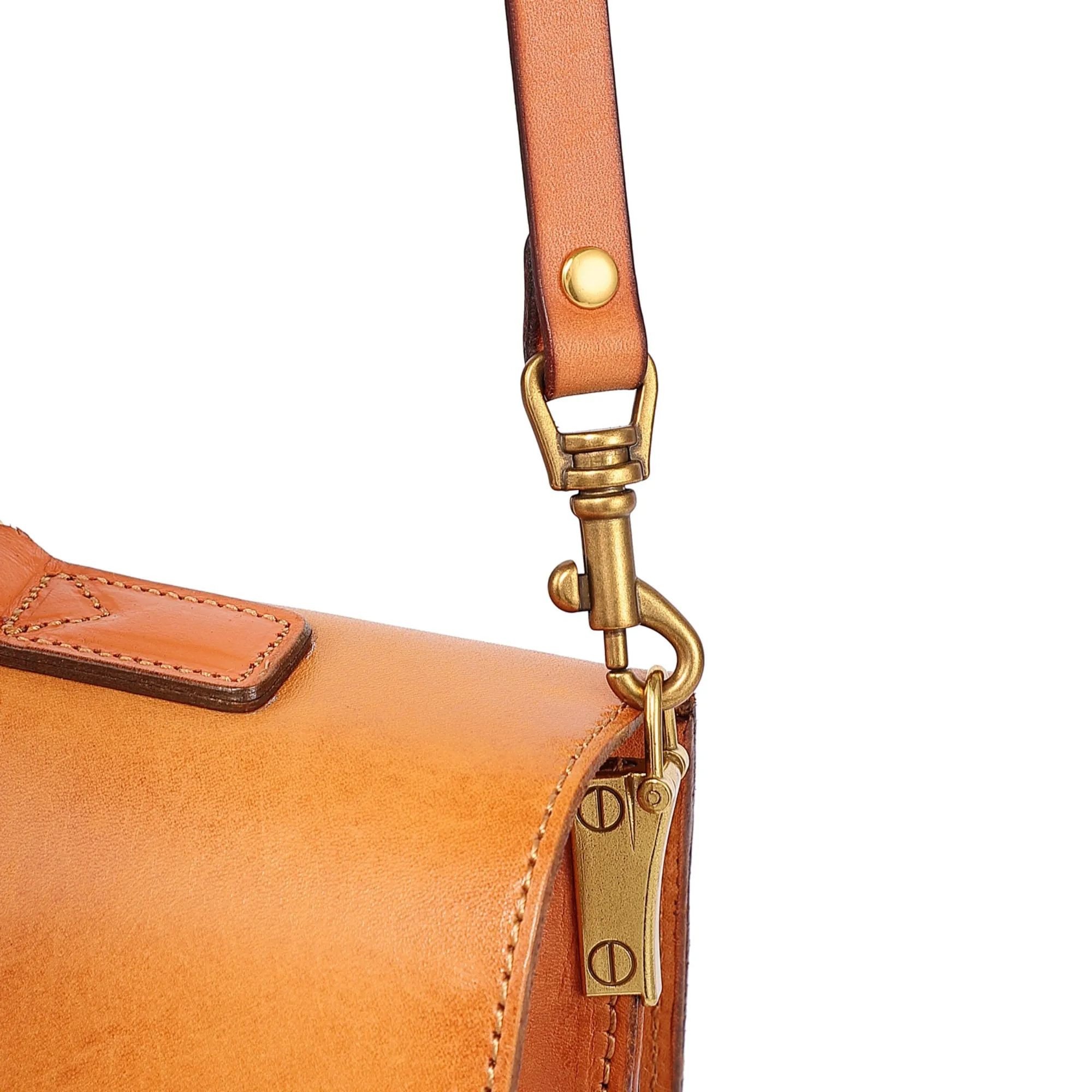 Laurel Messenger