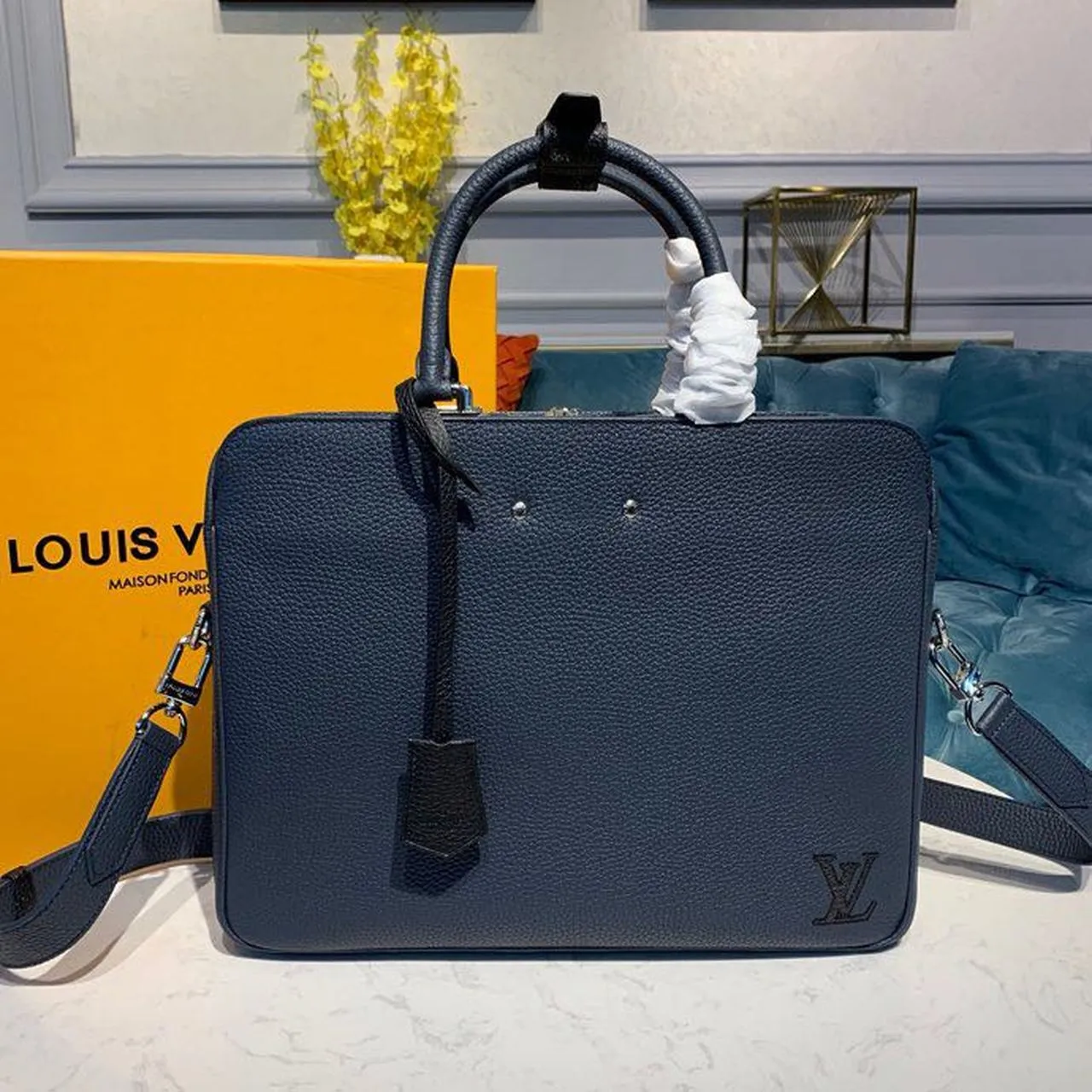 Louis Vuitton Armand Mens Briefcase 38cm Taurillon Clemence Leather Spring/Summer 2020 Collection M55228 Navy Blue