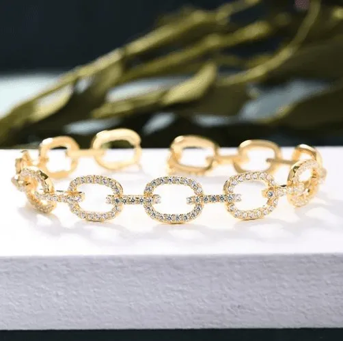 Luxurious Chain Design Bracelet In Sterling Silver