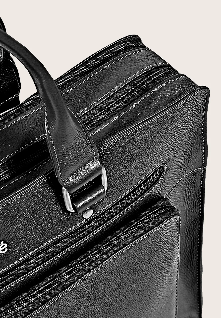 Maik, the briefcase