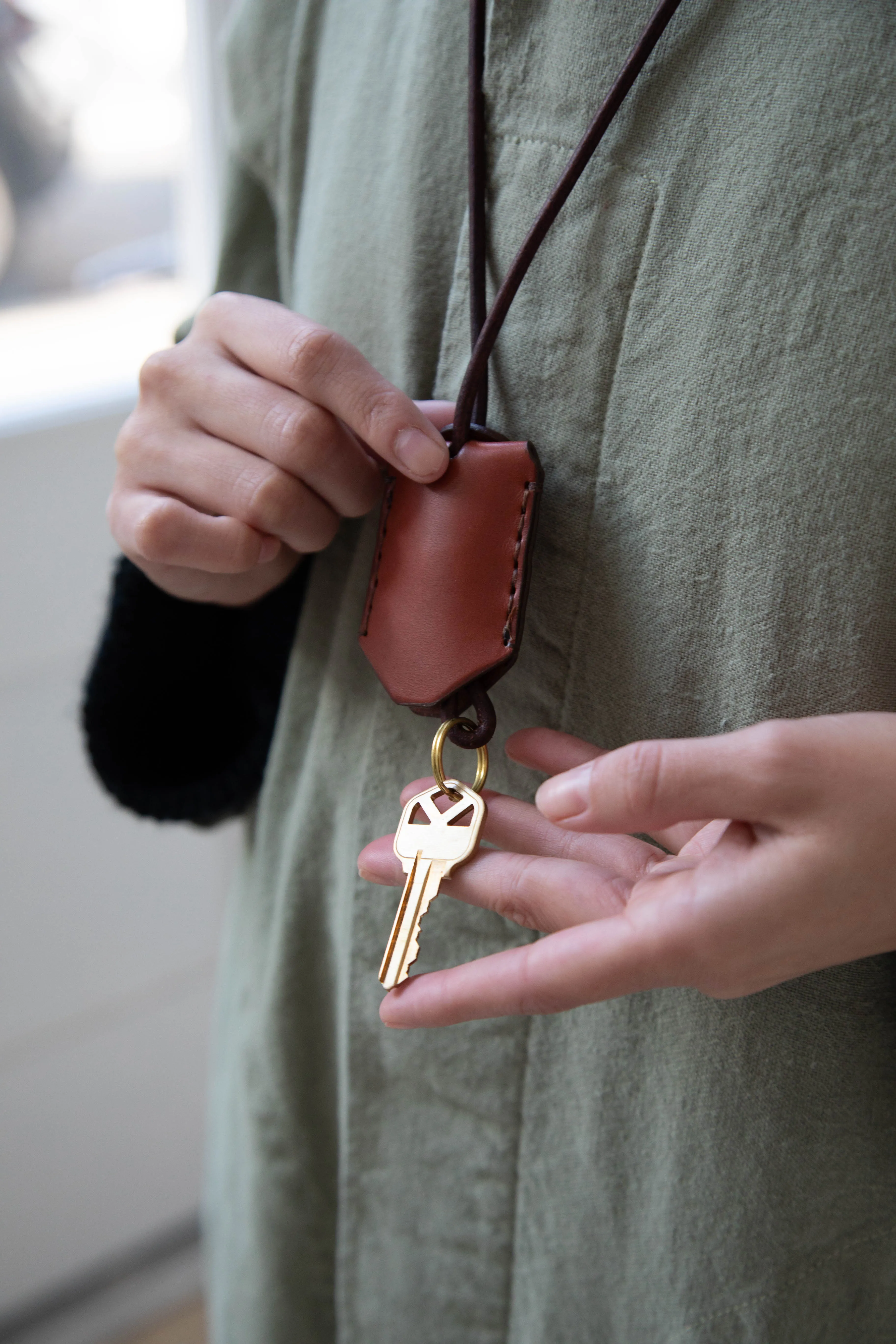 Melete | Key Clochette in Chestnut