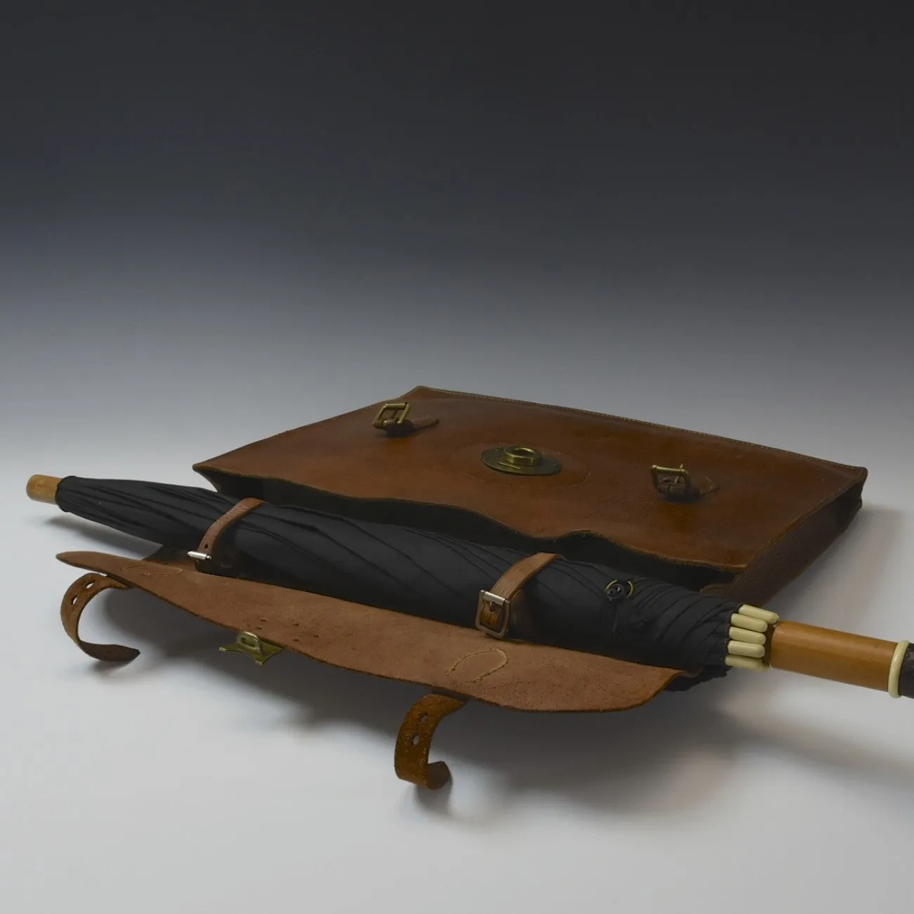Oak Grain Leather Briefcase