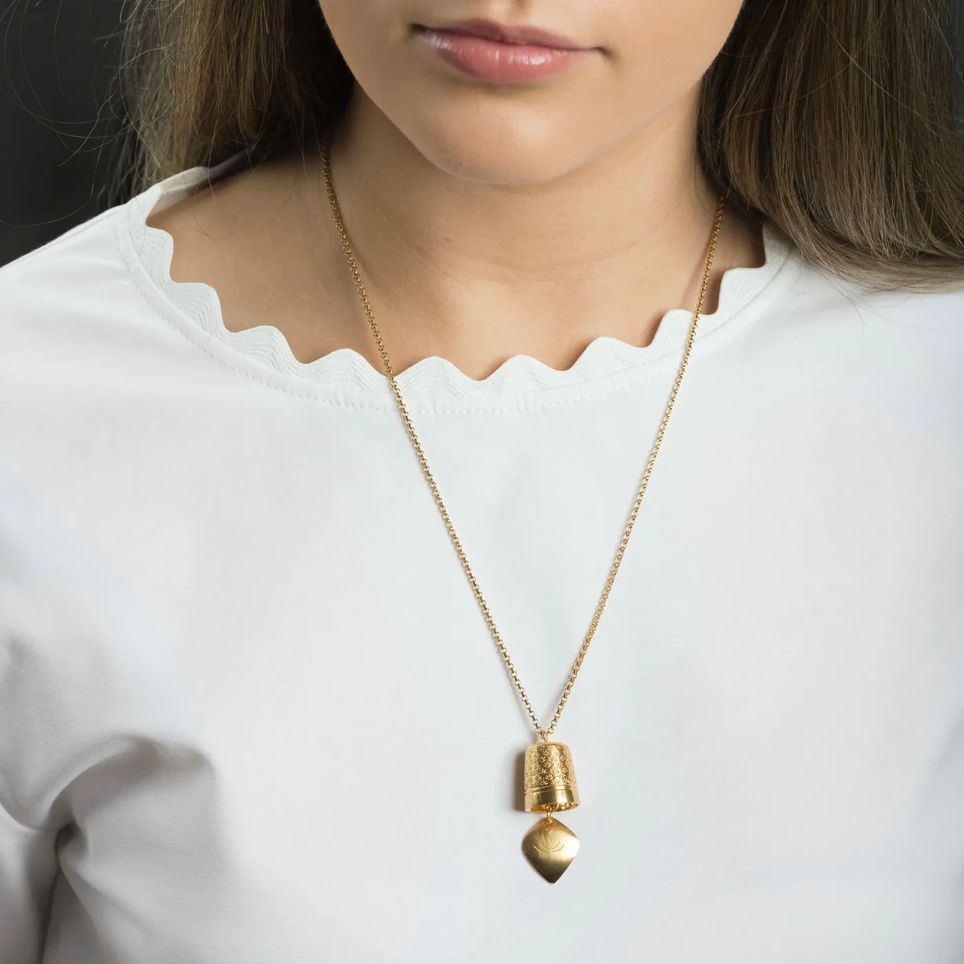 Precious Bell Pendant - Gold