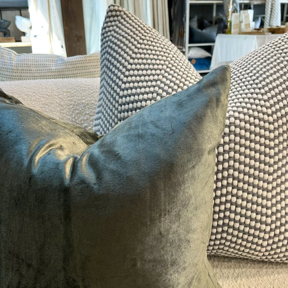 Precious Velvet Cushion - Pewter
