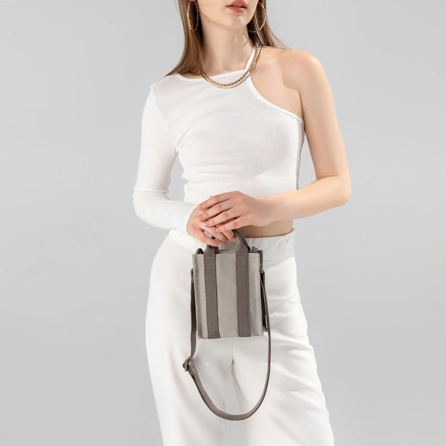 Tura Phone Bag