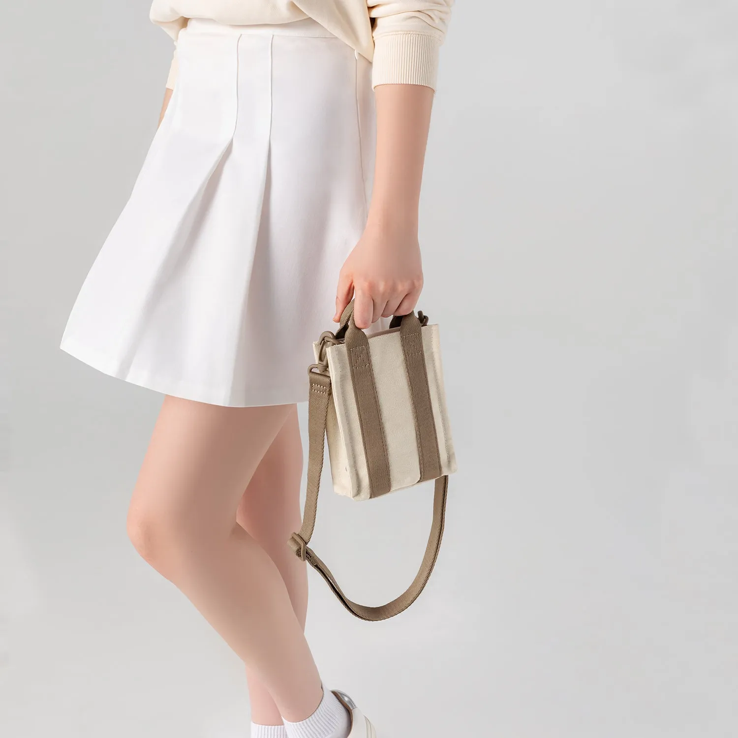 Tura Phone Bag