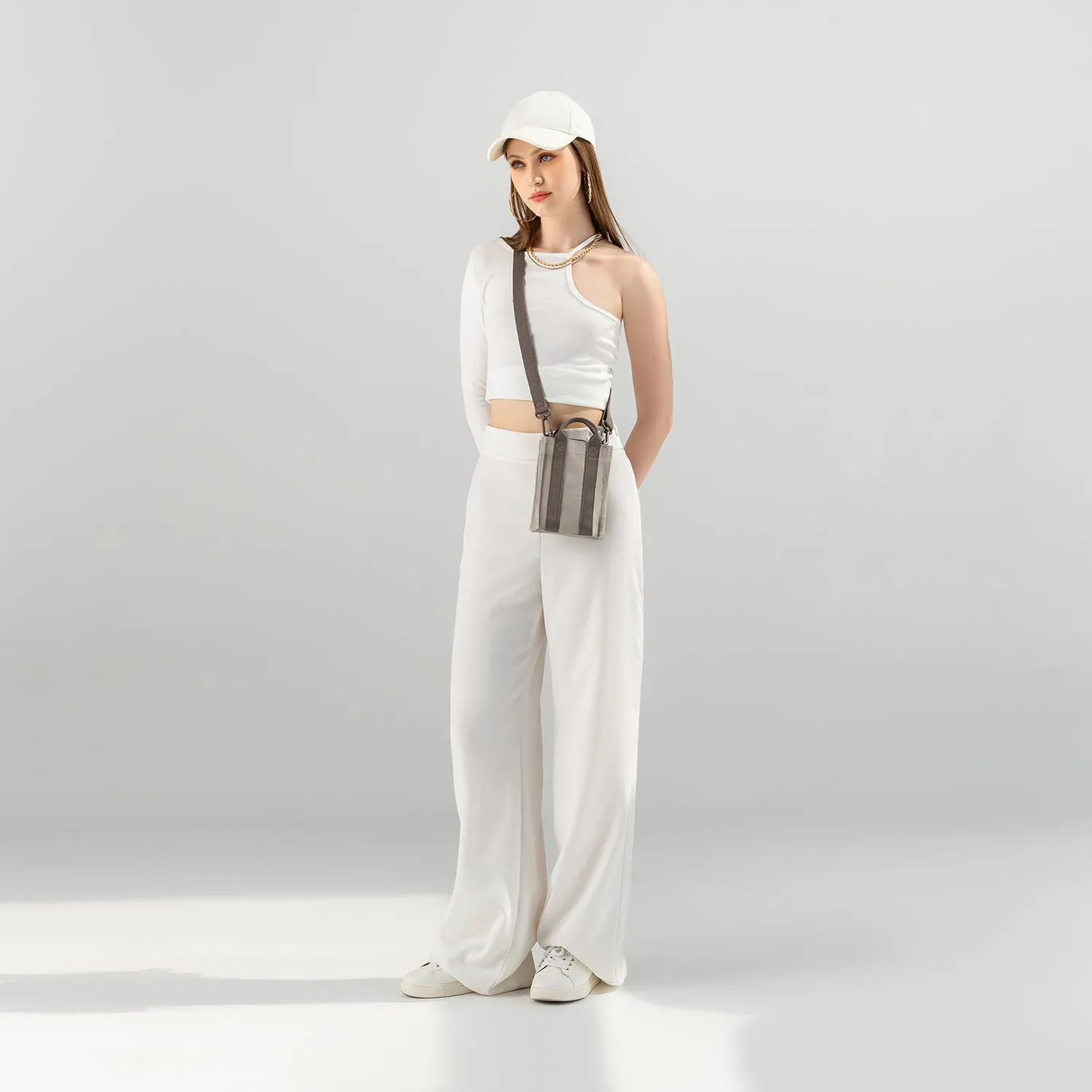 Tura Phone Bag