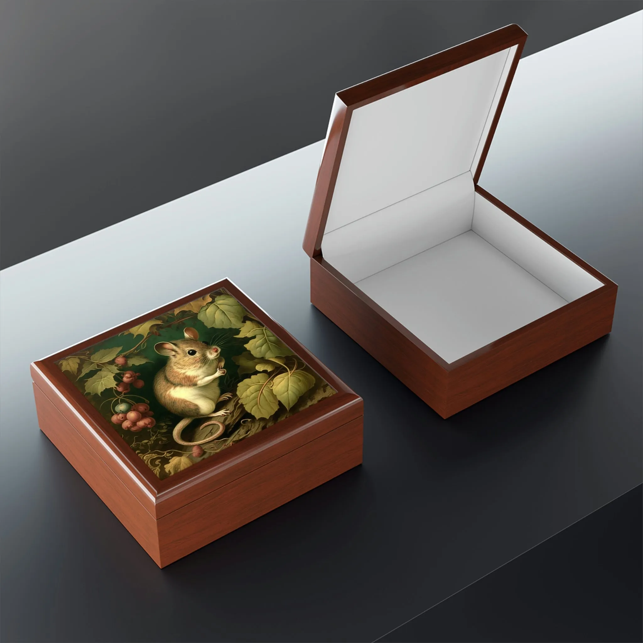 Vintage Field Mouse Wooden Keepsake Jewelry Box