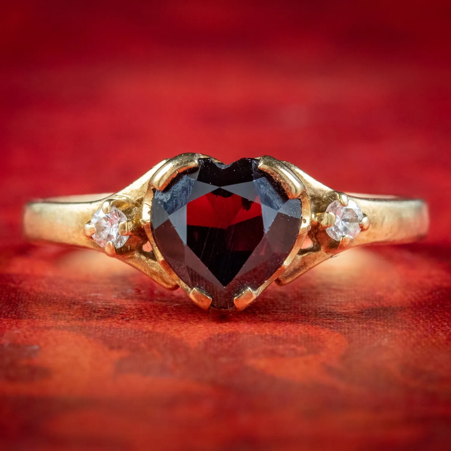 Vintage Garnet Heart Trilogy Ring Dated 1987