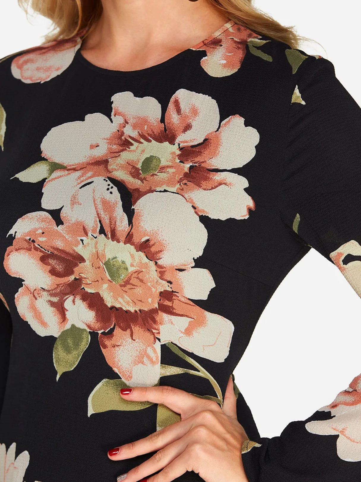 Wholesale Black Long Sleeve Round Neck Floral Print Fashion Mini Dress